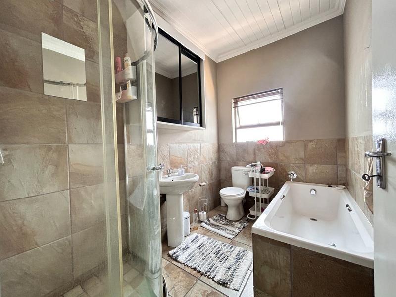 2 Bedroom Property for Sale in Melodie North West